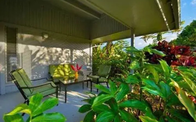 Puamana 13C by RedAwning