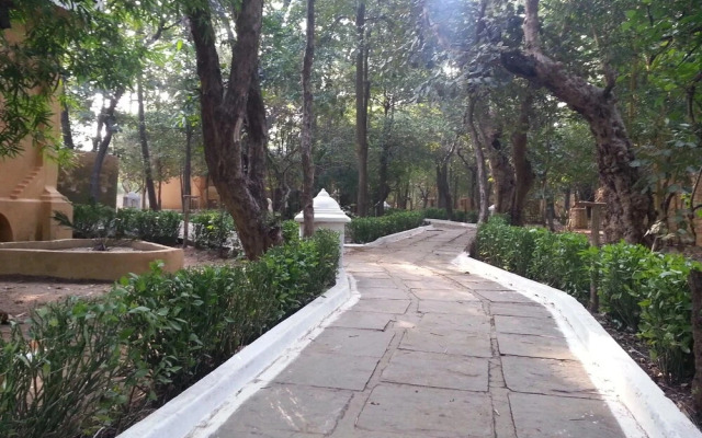 Krishna Jungle Resort