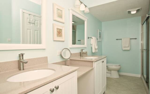 Anchorage I C14 by RedAwning