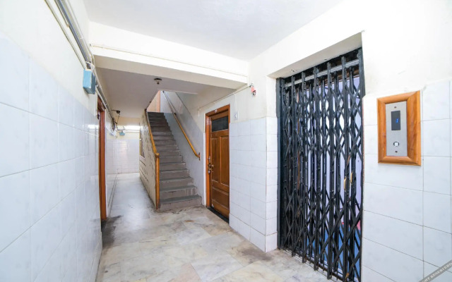 Sree Radha Lodge by OYO Rooms