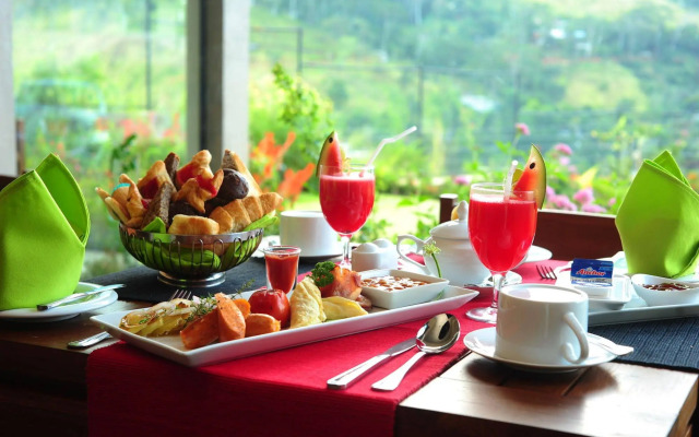 Skyloft Kandy by Aaradhaya