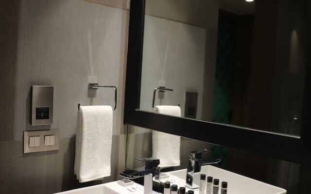 The Cruze Premium Boutique Hotel