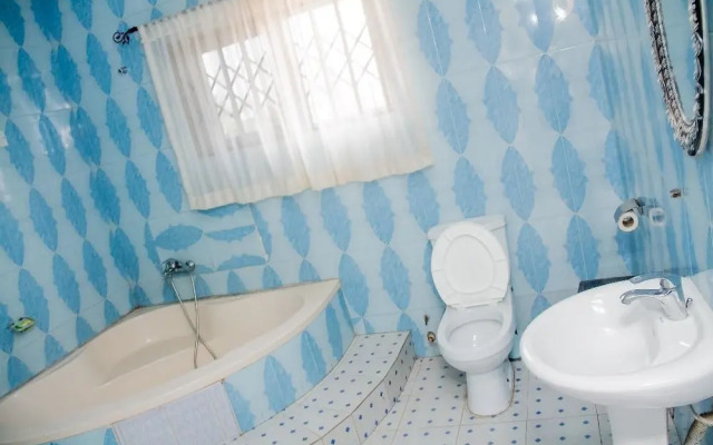 Elizz Guest House