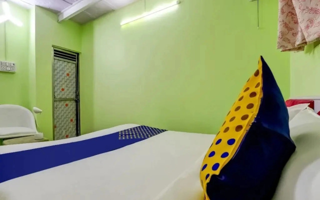 Love Bites by OYO Rooms