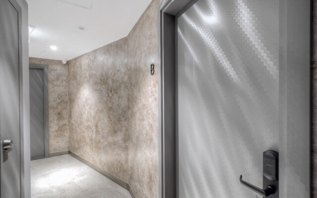 Le Manndi Service Apartment