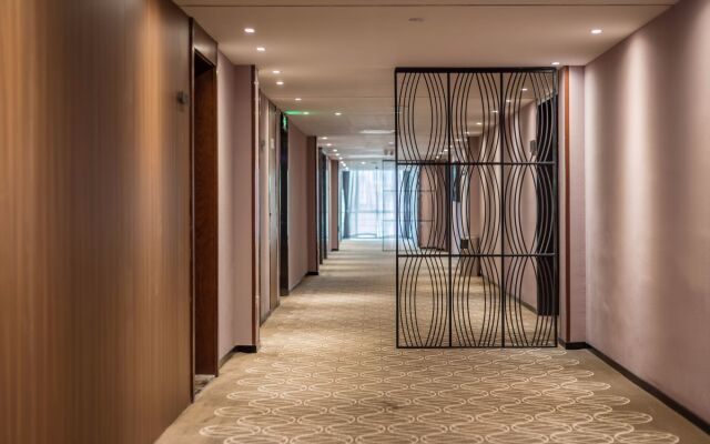 Life All Suites Hotel (Suzhou International Expo Center)