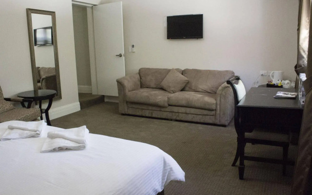 Wallacia Hotel