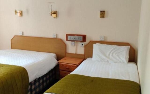 Inglewood Palm Hotel