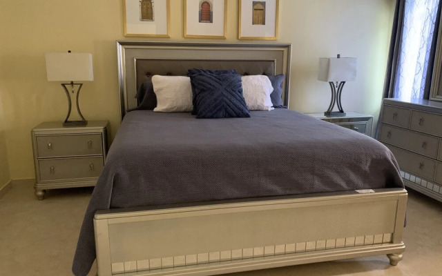 vacation villas runaway bay