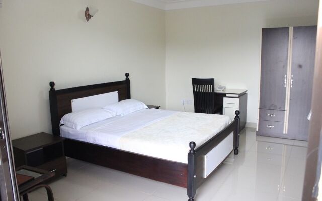 Marie's Royale Hotel