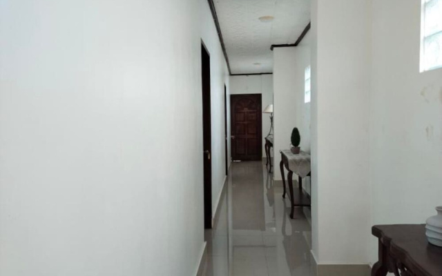 Tayud Hotel by Hiverooms