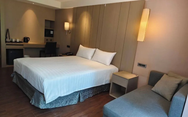 CHECK inn SELECT - Taipei NeiHu