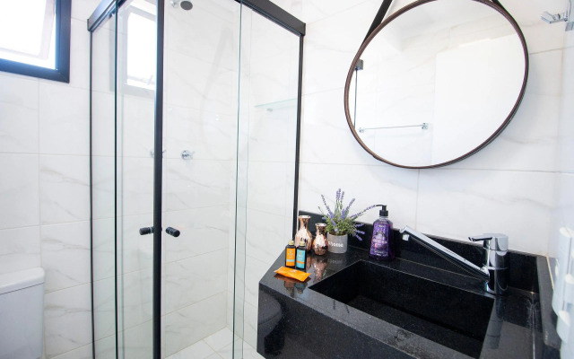 Duplex em Pinheiros com Vista Incrível, Piscina, AC