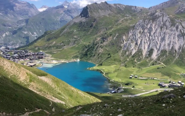 Tignes Joli Studio avec vue imprenable sur le lac
