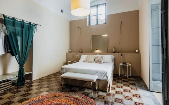 Noto Urban Chic Apartment
