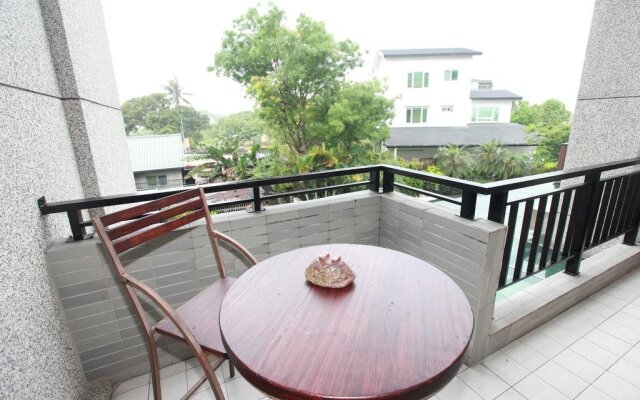 Field Country Homestay