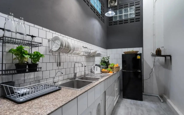 Stylish City House in middle of Nimman