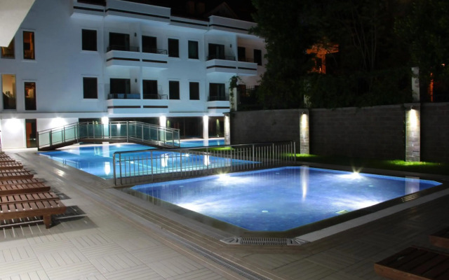 Malahit Exclusive City Hotel