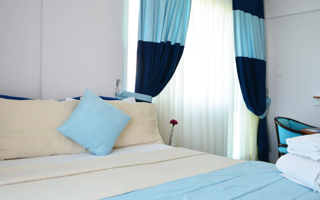 Gumuldur Mavi Deniz Otel