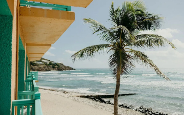 Grapetree Bay Hotel & Villas