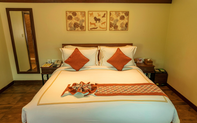 The Fern Gir Forest Resort, Sasan Gir - A Fern Crown Collection Resort — 5-star hotel in Sasan