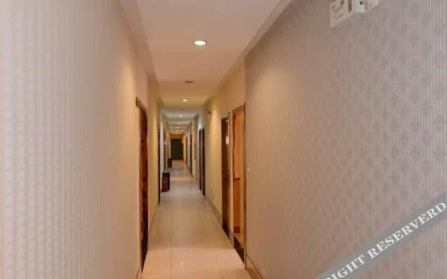 Sanchuan Hotel