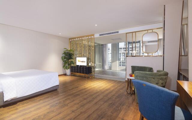 Winsuites Sai Gon Hotel