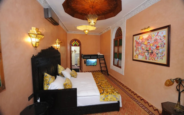 Riad Mama H&K