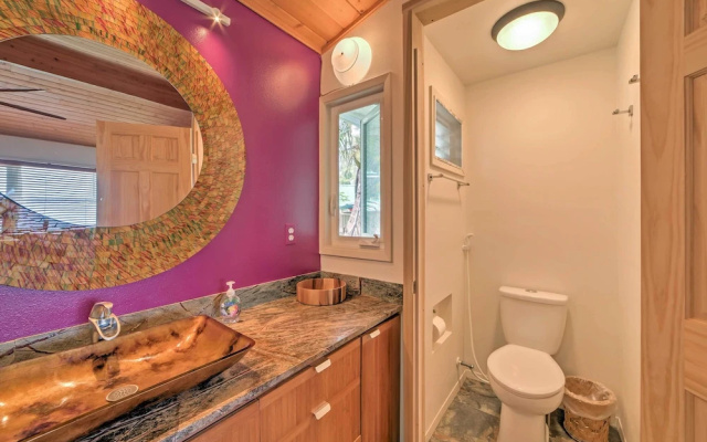 Direct Oceanfront, Big Island Home