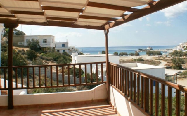 House With 2 Bedrooms in Sikinos, With Wonderful sea View, Enclosed Ga