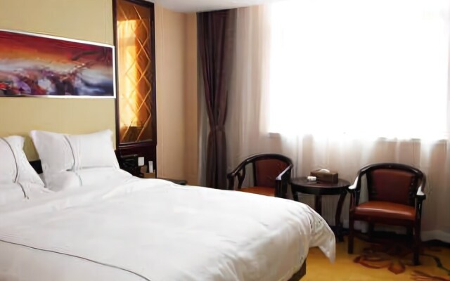 Xinjue Royal Hotel