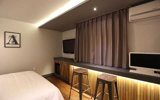Hotel Bridge