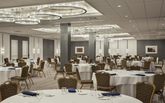 Sheraton Philadelphia University City Hotel