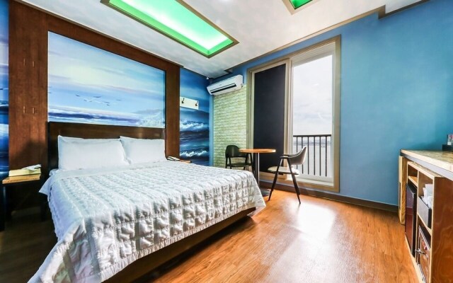 Seocheon Taxi Hotel