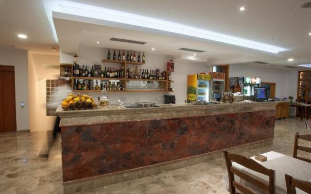 Hotel Almira