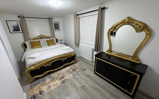 Cozy 2br-5guests-near Attractions-garden