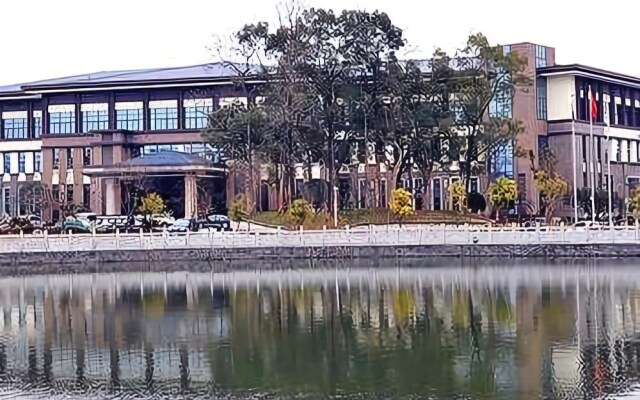 Xinhua International Hotel