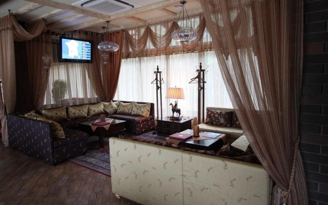 Park-Hotel Butenko Stable