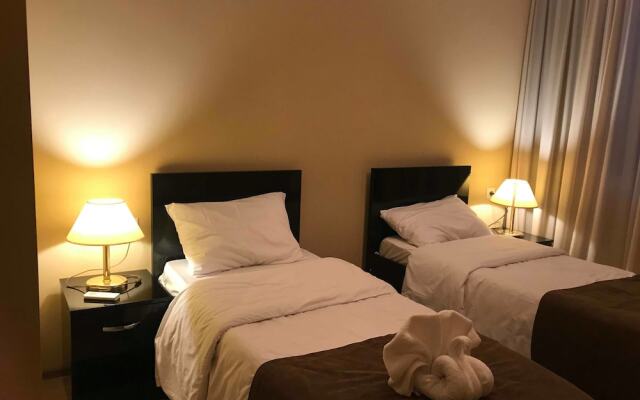 Royal Palace Hotel