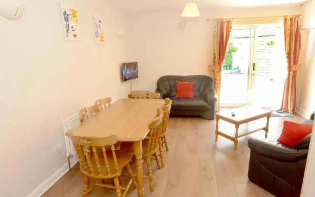 The Helm Apartments B&B