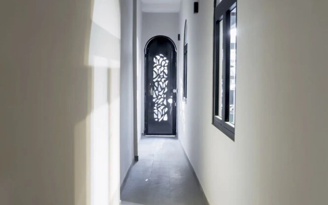 By Duc Phan-Suites