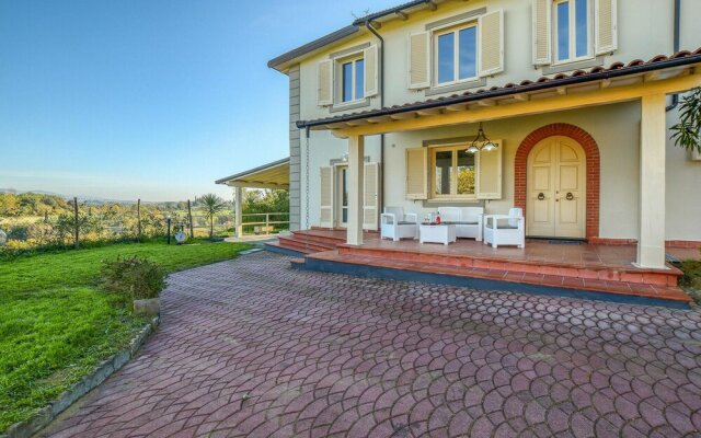 Amazing Home in Fucecchio With 3 Bedrooms, Wifi and Outdoor Swimming Pool