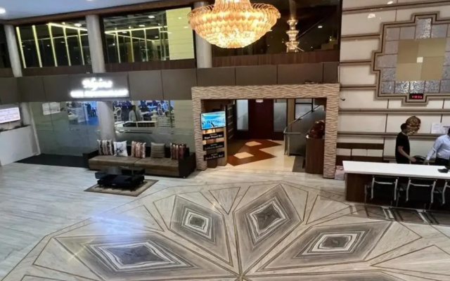 Hotel Grand Amba