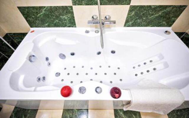 Arkadia Palace Luxury Apartments