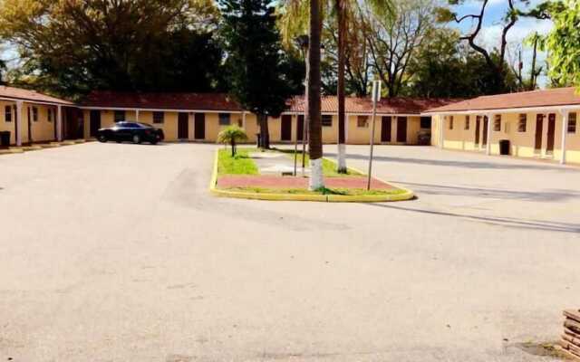 Cadillac Motel