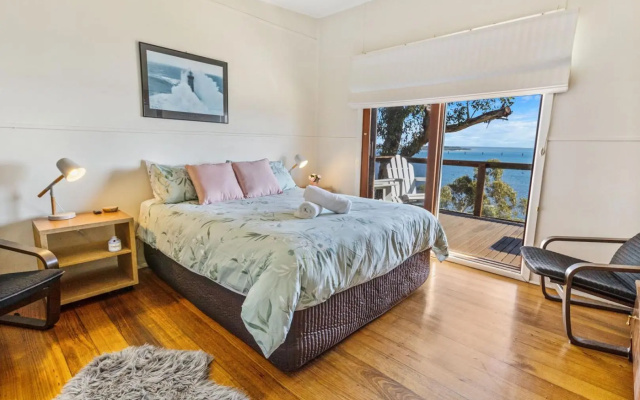 Lakescapes Cottage - 180 Degree Panoramic Views – Guest Rooms – Metung