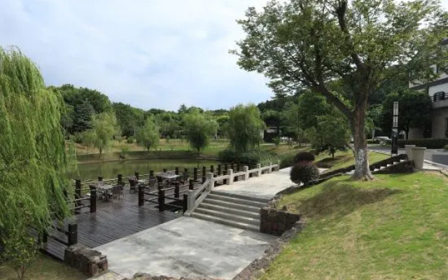 Sunwu Academy Luofu Hotel