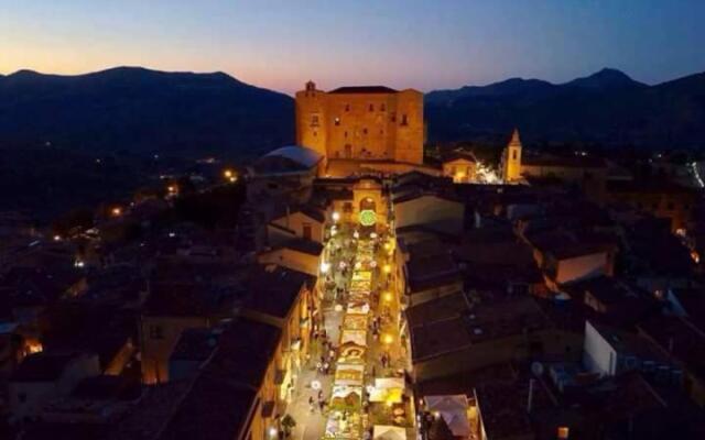 A casa di Sabina, appartamento a Castelbuono