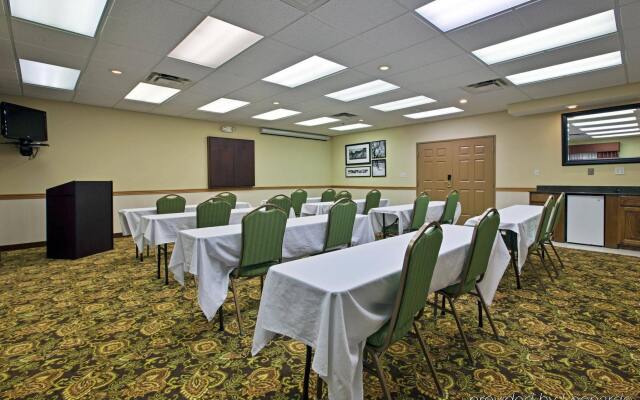 Garner Hotel Paducah West by IHG