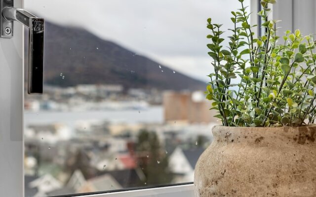 Enter St. Elisabeth Hotel